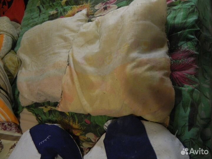 Подушки диванные Б/у