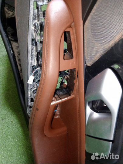 Обшивка двери задняя правая Bmw X5 G05 4.4L бензин