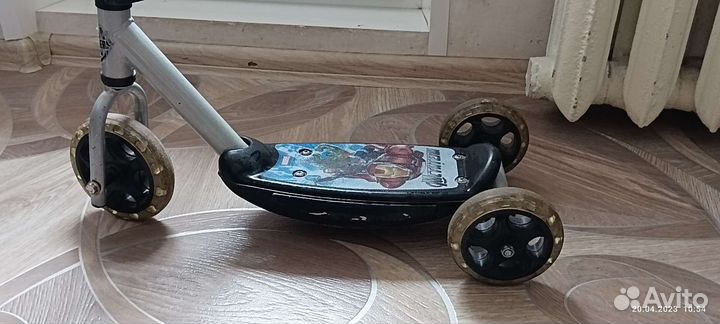Самокат детский трёхколёсный