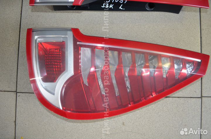 Фонарь крышки багажника внешний Scenic 3