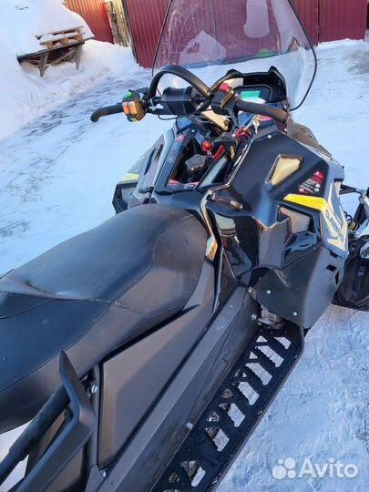 Снегоход стелс