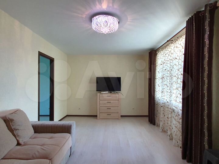 3-к. квартира, 82 м², 10/11 эт.