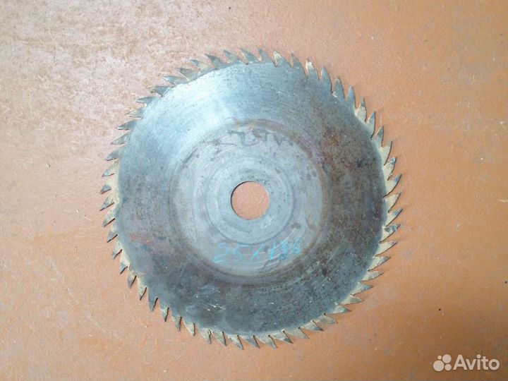 Диск пильный на циркулярку. 200/60/32