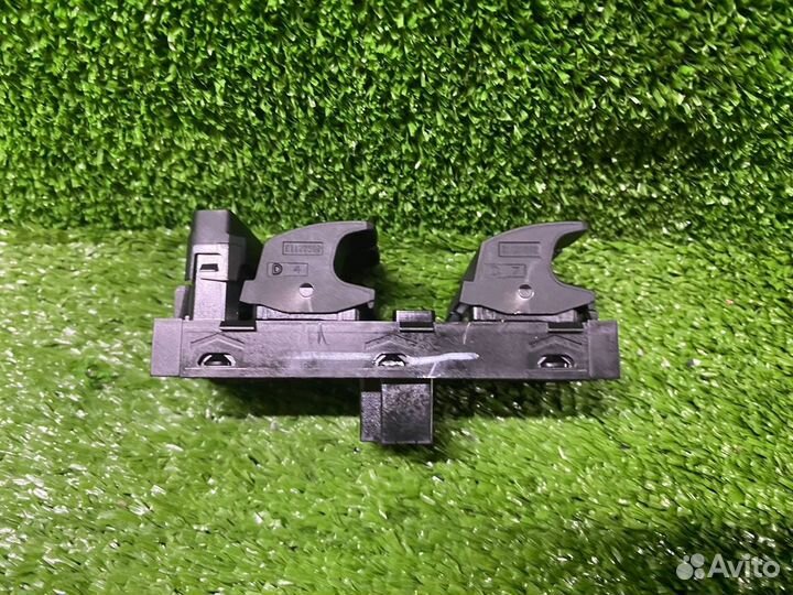 Блок стеклоподъемников VAG артеон golf kodiaq