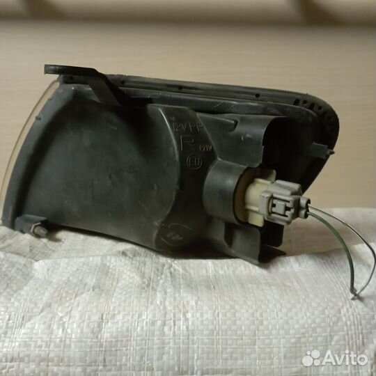 Правый поворотник на Калдину ст-196