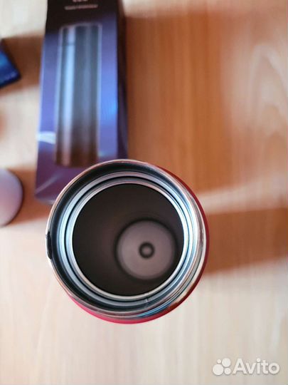 Термос с дисплеем t (с датчиком) 0,5 литра