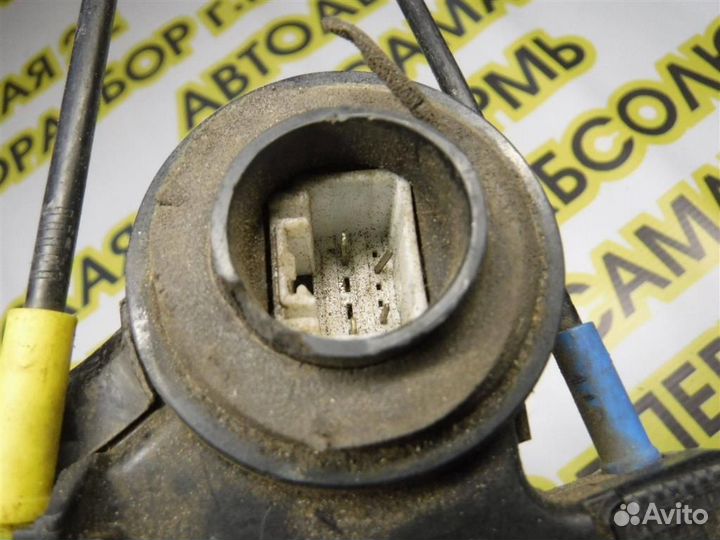 Замок двери передней левой Toyota RAV4 (XA30) 200