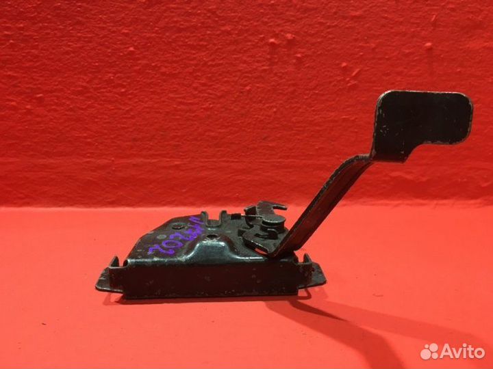 Замок капота передний Hyundai Sonata EF G4JP 2004