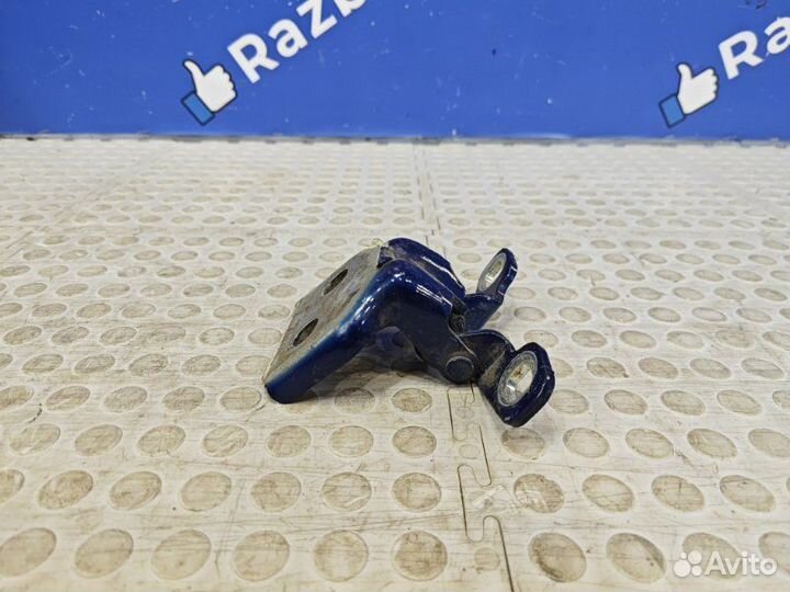 Петля двери Renault Logan 2 2016