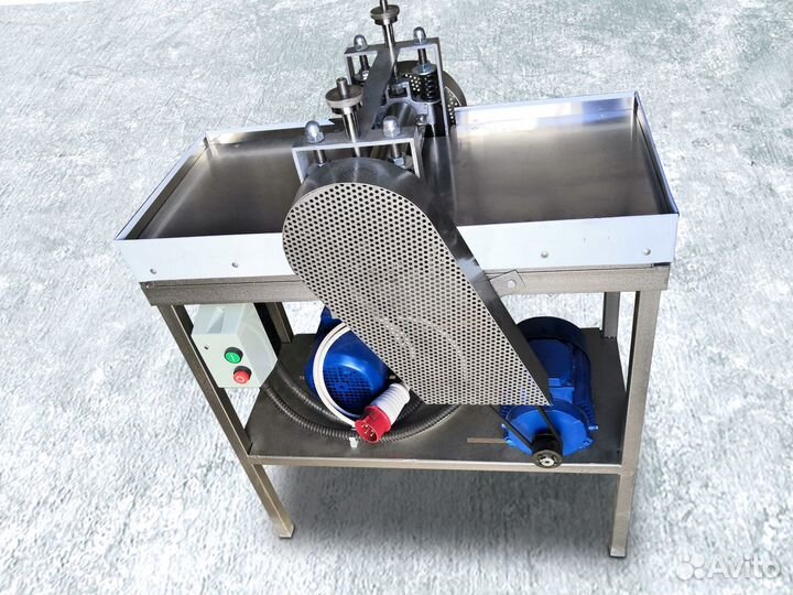 Тестораскаточная машина, тестораскатка для хинкали