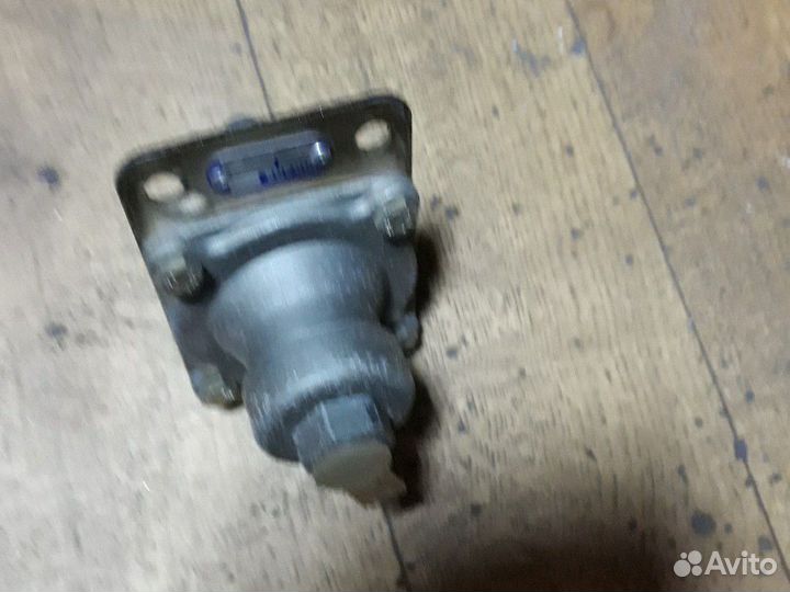 Кран сброса конденсата