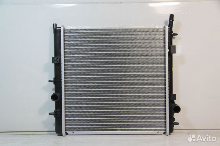 Радиатор охлаждения Peugeot 206 207 307 в наличии