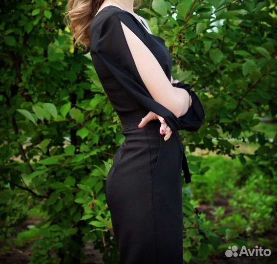 Костюм- комбинезон,надевали 1 раз