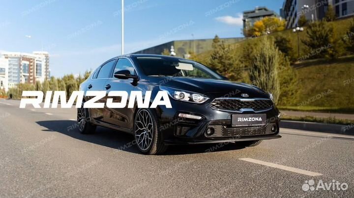 Литые диски в стиле vossen R19 5x108 sv hgh