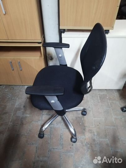 Компьютерное кресло