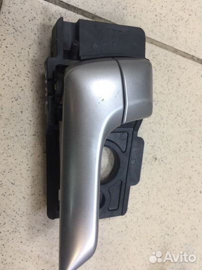 Ручка двери внутренняя задняя левая Kia Rio 3 G4FC