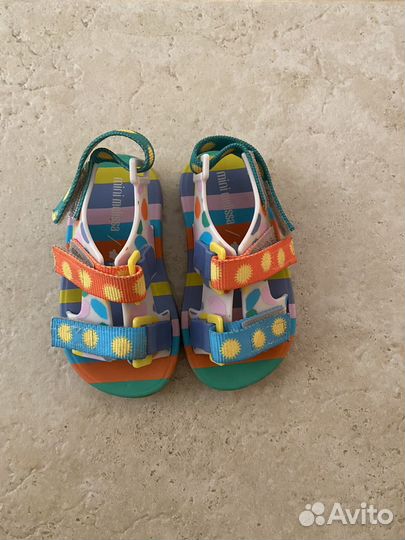 Сандалии для девочки