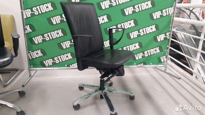 Кресла нат. кожа германия Б.У