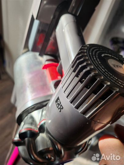 Пылесос Dyson DC62