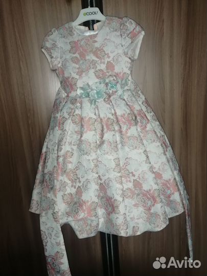 Жаккардовое платье