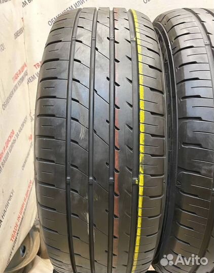 Dunlop Enasave RV504 215/60 R17 96H