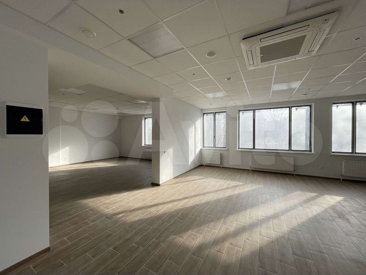 Сдам офисное помещение, 91 м²