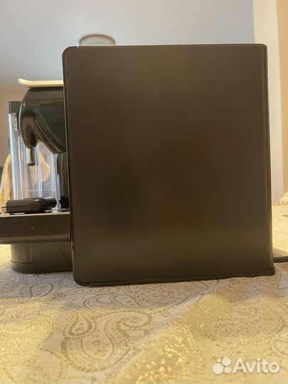 Кофемашина delonghi nespresso 670B