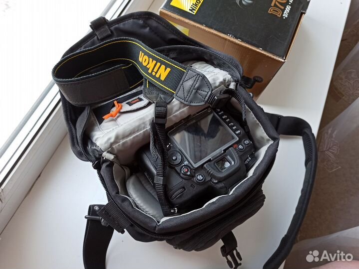 Зеркальный фотоаппарат Nikon d7000