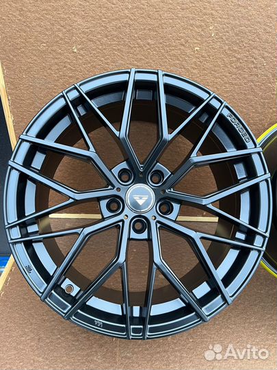 Диски Vorsteiner VF107R18 5-112 hyperграфит наAudi