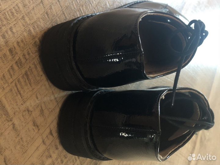 Туфли детские лакированные 36 размер