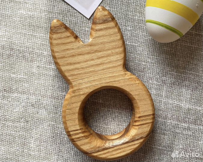 Пасхальная деревянная подставка под кулич и яйца