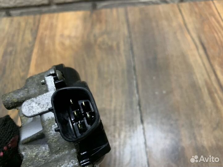 Mitsubishi Pajero Sport Моторчик стеклоочистителя