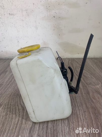 Бачок омывателя Opel Corsa C 2000-2009