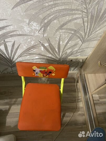 Столик со стульчиком