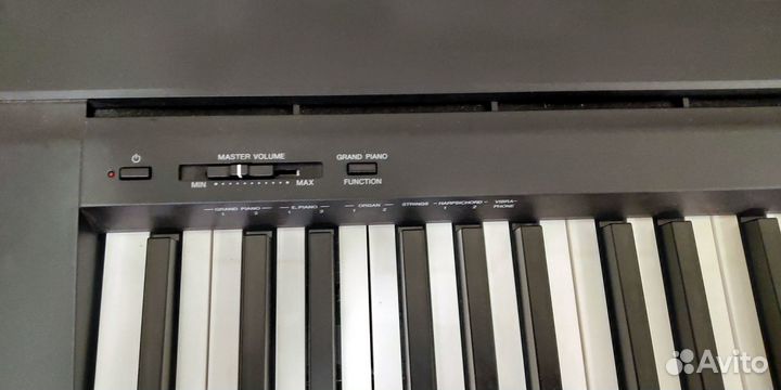Цифровое фортепиано Yamaha P-45B со стойкой