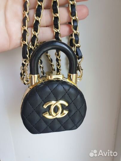 Мини сумочка Chanel с зеркалом