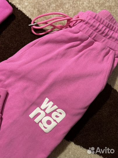 Спортивный костюм женский