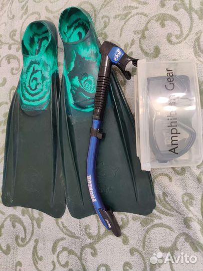 Ласты, маска и трубка для дайвинга