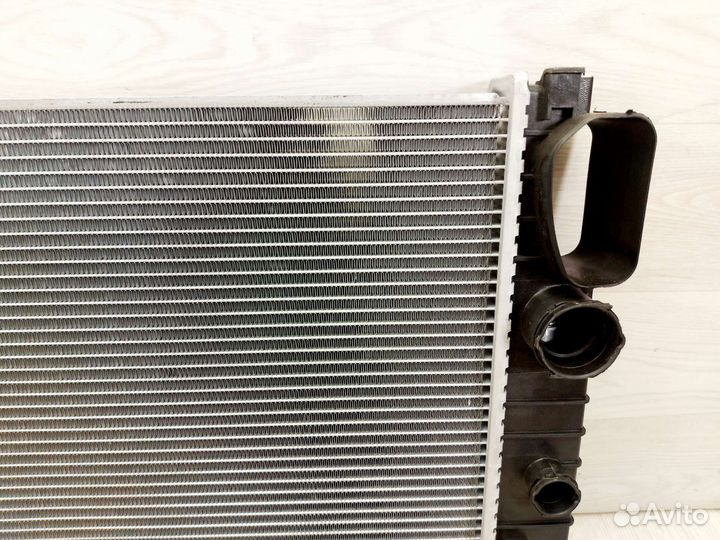 Радиатор охлаждения Mercedes E(W211) /CLS(W219)