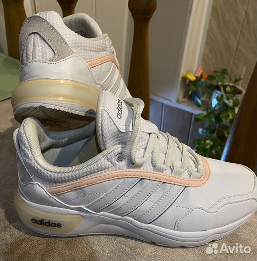 Кроссовки adidas р.39