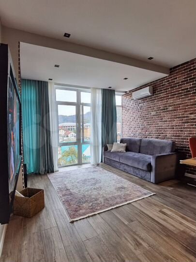 2-к. квартира, 70 м², 4/5 эт.