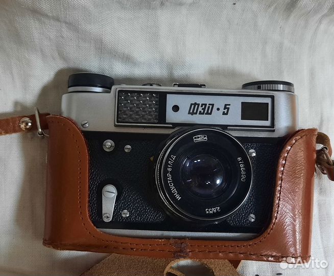 Советский фотоаппарат фэд-5 с объективом индустар