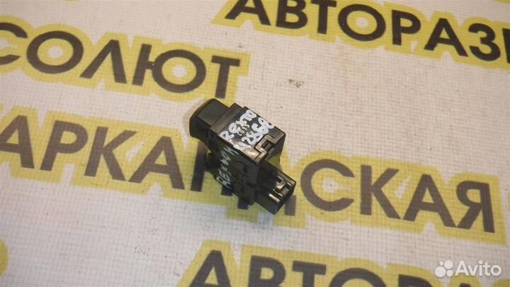 Кнопка стеклоподъемника Ssang Yong Rexton I 2001