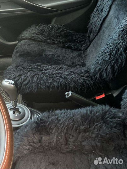 Чехлы на автомобиль