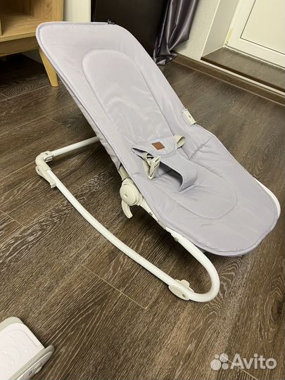 Шезлонг для новорожденных бу