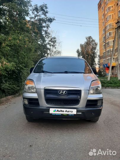 Hyundai Starex 2.5 AT, 2005, 137 000 км