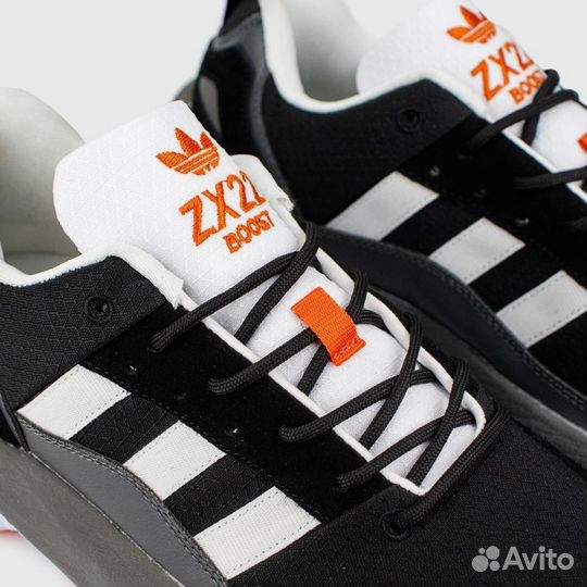 Кроссовки Adidas ZX 2022 Black / White