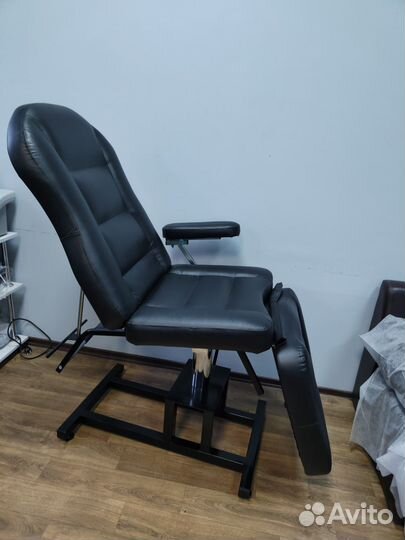 Косметологическое кресло на гидравлике