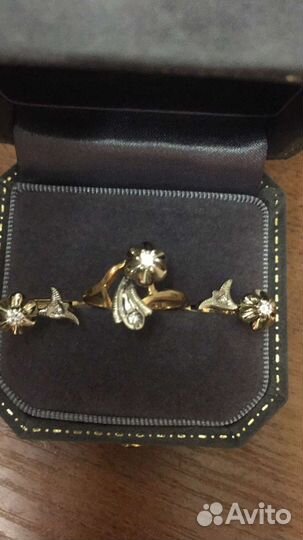 Золотой набор серьги и кольцо с бриллиантами