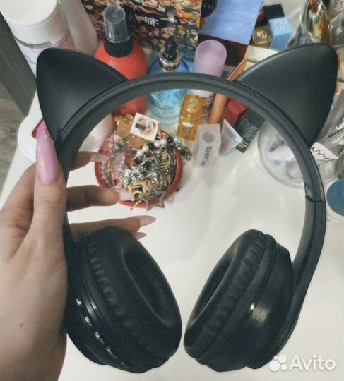 Наушники с ушами кота